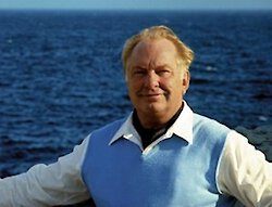 L. Ron Hubbard und die Grundsätze der Scientology-Glaubenslehre